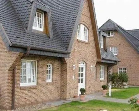 Haus-carolin